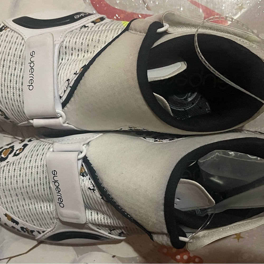 Nike SuperRep White and Black Athletic Shoes